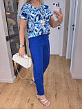 Літній брючний костюм жіночий синій з коротким рукавом з легкої тканини софт, фото 7