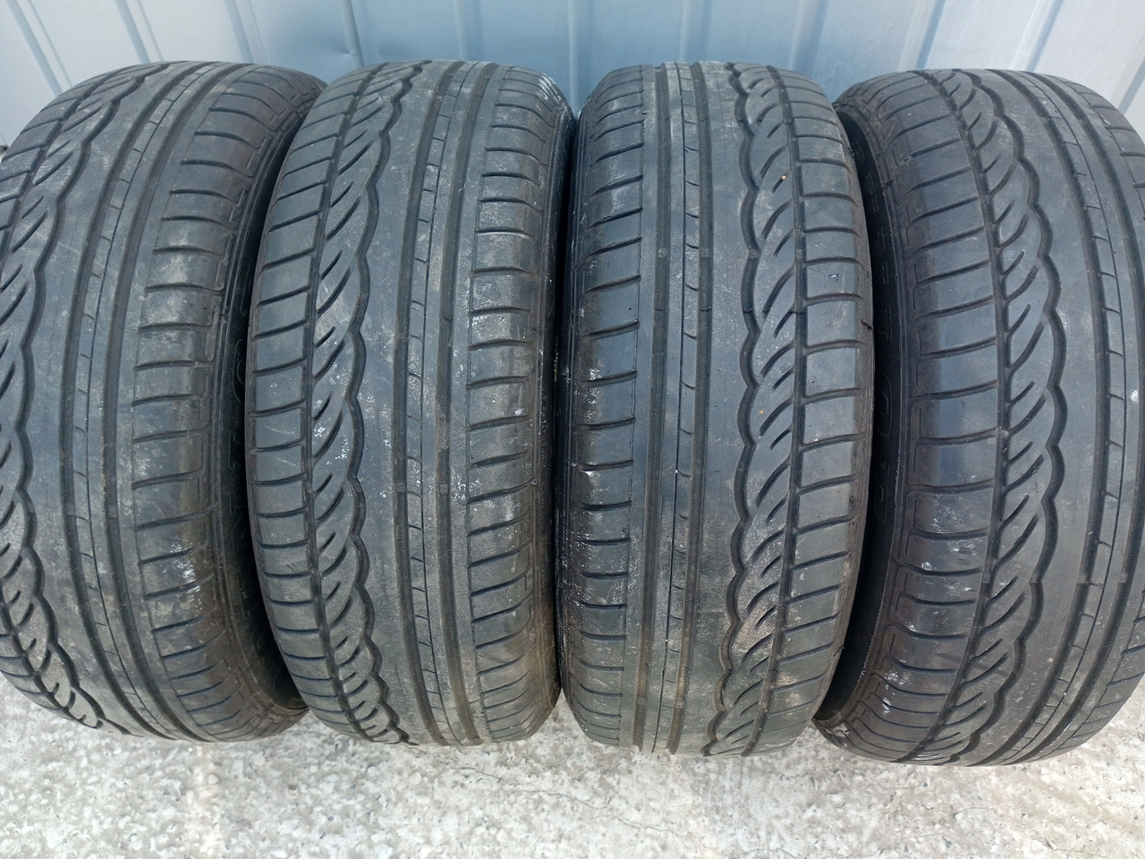 Комплект літніх шин 205/60/15, Dunlop sport 01, з Германії без пробігу по Україні