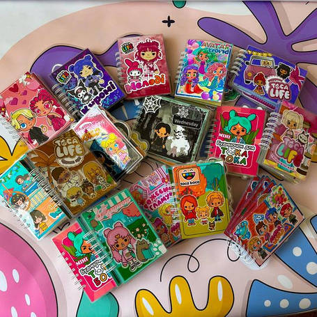 Міні альбоми на липучках Toka Boca та Avatar World