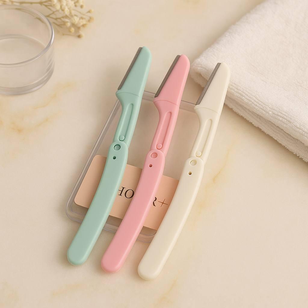 Тример (Бритва) для корекції брів-3 штук в упаковці.