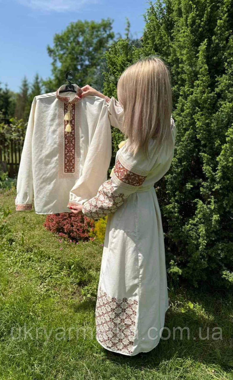 Комплект вишиванок для закоханих "Кохання в унісон "