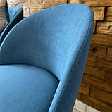 М'який стілець MAGRA зі спинкою з синього велюру топ на металевому золотому каркасі, фото 3