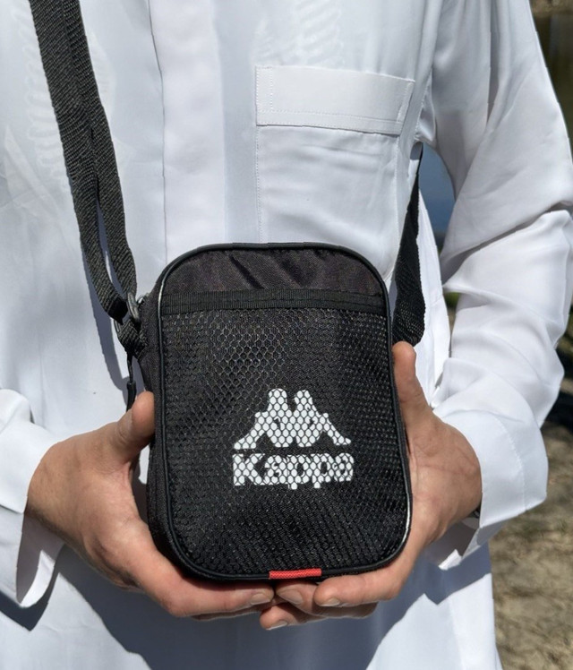 чорна сумка чоловіча через плече