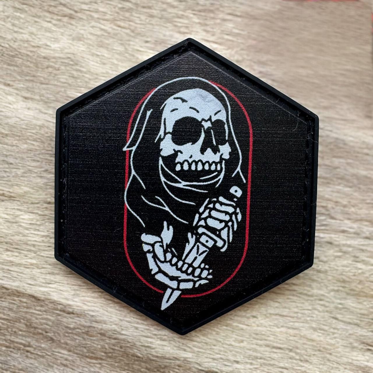 Прикольний патч шеврон смерть на липучці ПВХ