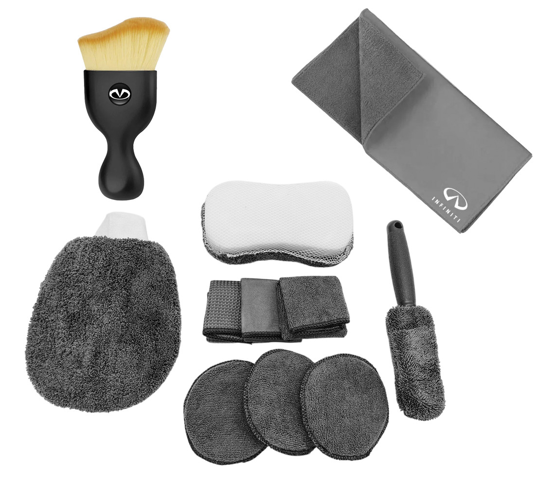 Набір для догляду за авто Infiniti (рушнику та щітка з логотипом + набір для мийки) 12 стравниць, фото 1