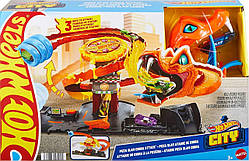 Трек Хот Вілс Атака кобри Ігровий набір Hot Wheels Pizza Slam Cobra Attack Playset HTN81 Mattel Оригінал