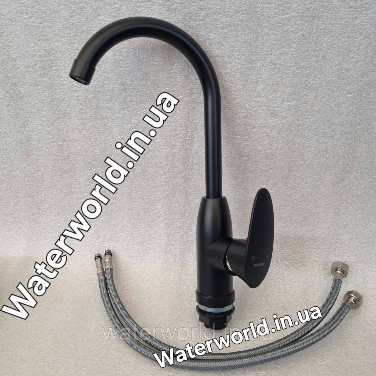 Чорний змішувач для кухні на мийку з термопластику PLAMIX CEZAR 011-B Matte Black, фото 1