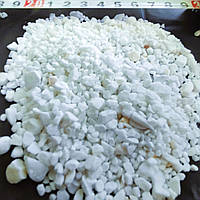 Біла мармурова крихта 3–5 мм. Пакування 25 кілограмів