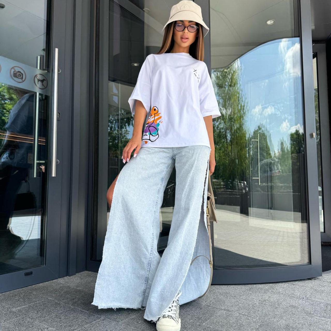 Біла жіноча футболка OverSize "Teddy Smile" (Один колір або Мікс) Розмір: Один 46- 50 (21322-4), фото 1