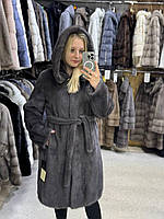 Класична жіноча натуральна шубка з капюшоном під пояс у сірому кольорі 42/44