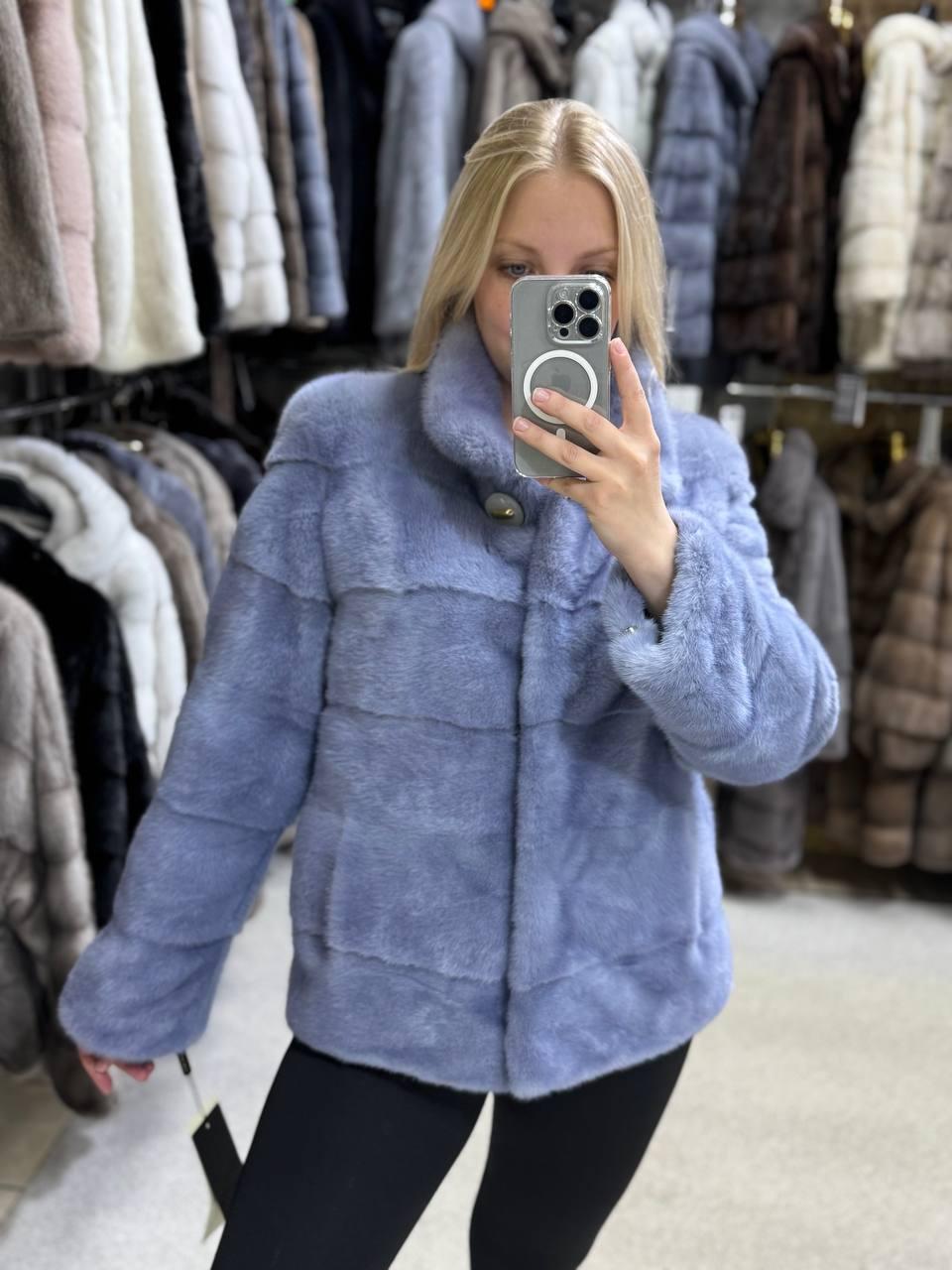 Класична жіноча натуральна шубка з коміром-стійкою в блакитному кольорі 42/44, фото 1