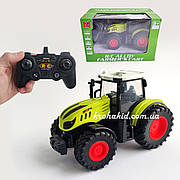 Трактор на радіокеруванні на акумуляторі 3.7V Світло Гумові колеса Розмір 18 см Green