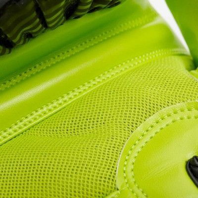 Боксерські рукавиці Leone