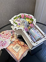 Подарунковий бокс для жінки For You краса, турбота та ніжність в одній коробці!