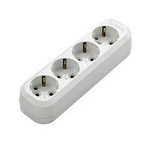 Колодка 4 гнізда з з/к Giselt для подовжувача із заземленням, перенесення потрійна G5814