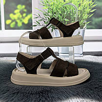 Босоніжки жіночі Tamei замшеві коричневі на об'ємній підошві 4977, фото 2