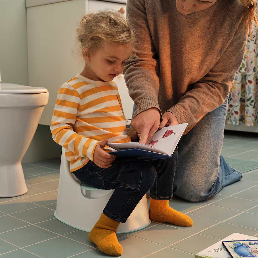 Горщик дитячий IKEA LOCKIG пластиковий біло-бірюзовий туалет для дітей 405.915.81