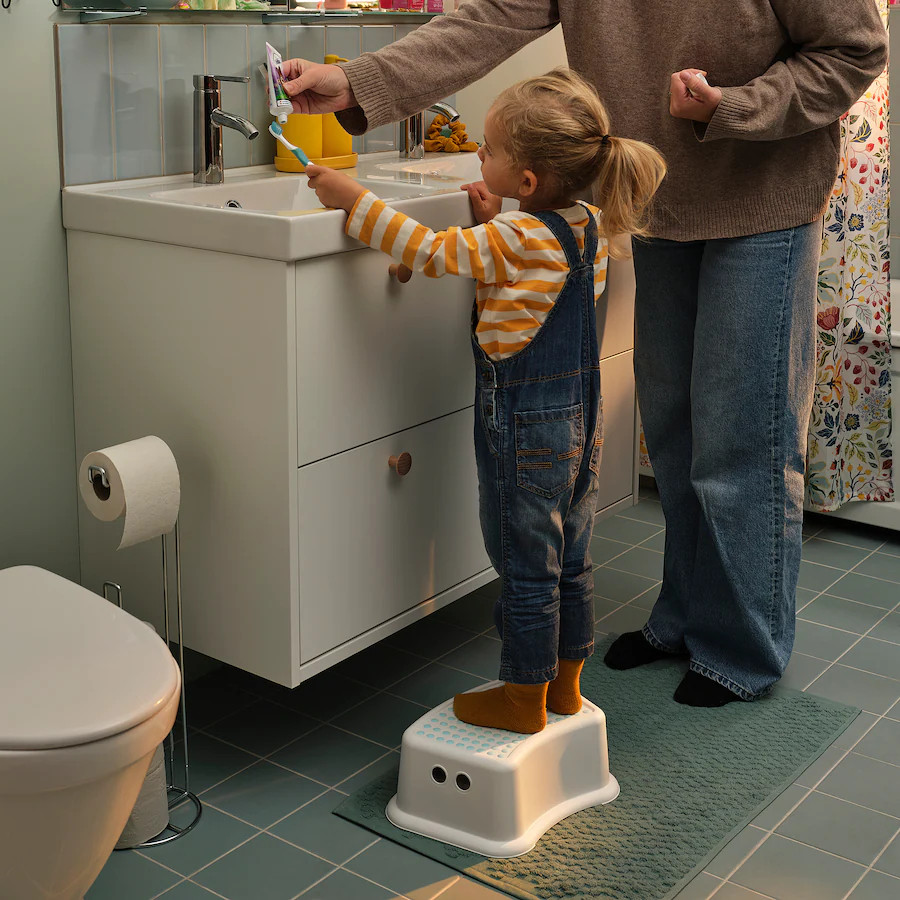 Підставка - сходинка для дітей IKEA FÖRSIKTIG дитячий табурет подіум для умивальника туалету унітазу блакитний