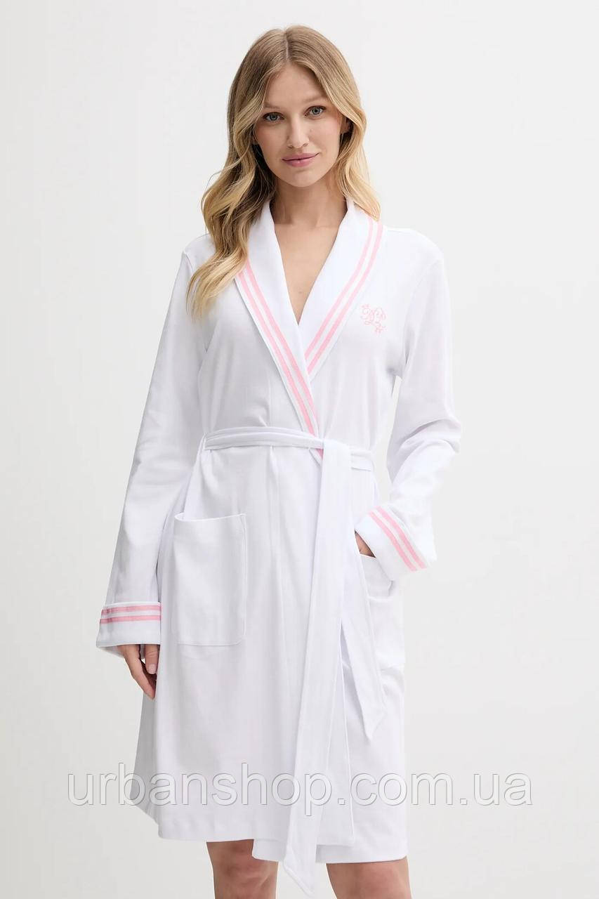 Urbanshop com ua Бавовняний халат Lauren Ralph Lauren колір білий ILN42437 РОЗМІРИ ЗАПИТУЙТЕ