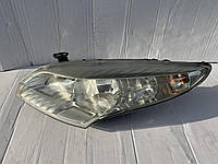 Фара передня ліва 260600018R Renault Megane 3