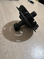 Болт кріплення запасного колеса Peugeot Citroen 5008 Пежо Сітроен  2009-16 9816031680