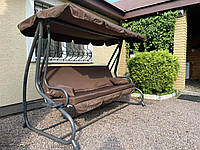 Гойдалка садова Garden 300 кг!! 4-х місна + ПОДУШКИ в ПОДАРУНОК розкладне ліжко для дачі дома з підстаканниками Коричнева