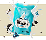 Шоколадні цукерки Kisses Hershey's Cookies N Creme 100.8г, фото 2