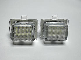 Плафон підсвітки номера led W222 Mercedes A2218200856 A2128200856