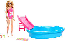 Ігровий набір із лялькою Barbie Басейном і гіркою