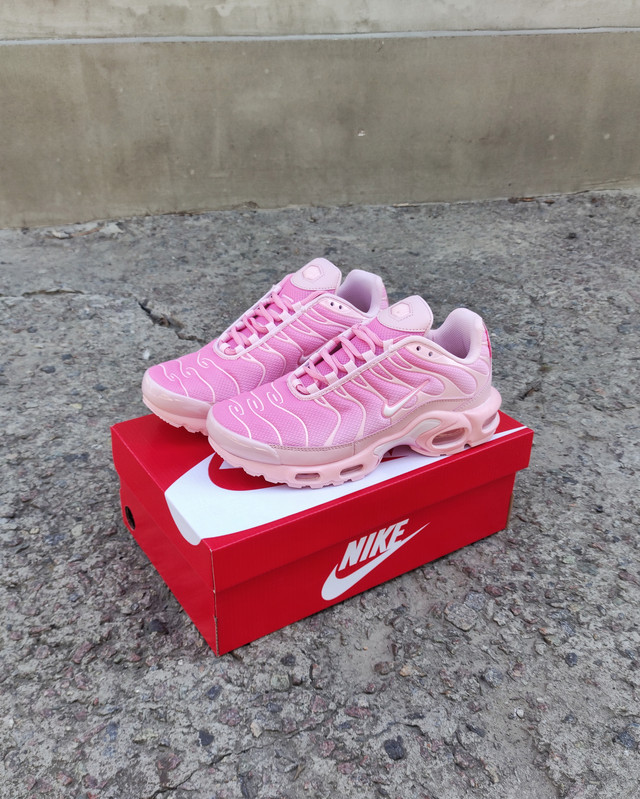 Nike Air Max TN Plus Pink