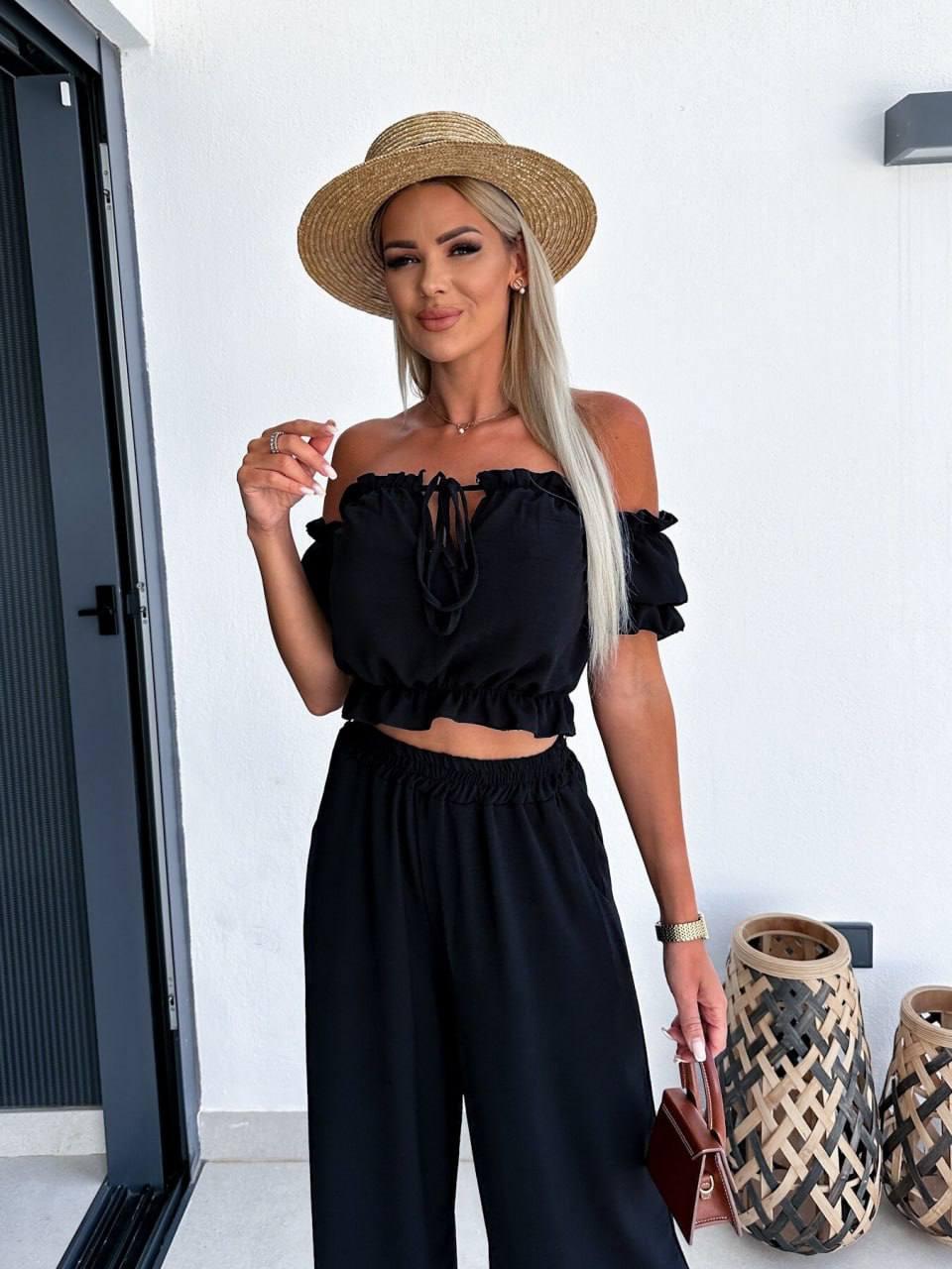 Чорний красивий легкий брючний костюм-двійка з креп жниварки: широкі штани палаццо і Топ з відкритими плечима, фото 1
