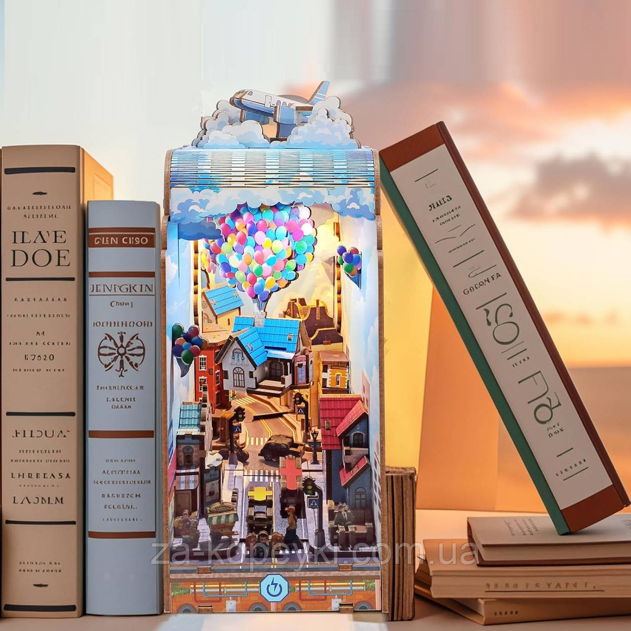 Бук Нук Мобільний Літаючий Дім Інтер'єрний конструктор Mobile Flying House DIY Book Nook Kit 68050, фото 1