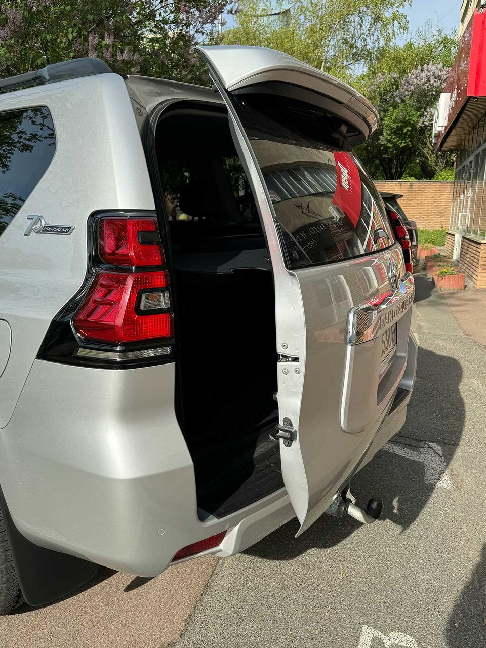 Автоматичний доводчик двері багажника на TOYOTA Prado 150 (багажник). Prime-X SC-RD