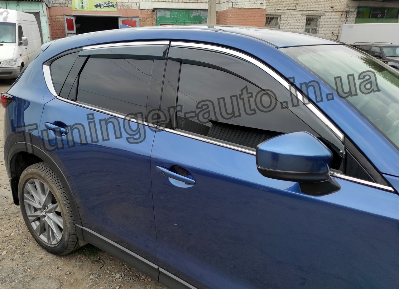 Дефлектори вікон із хром молдингом (вітровики) Mazda CX 5 2017-2025 (Fly)