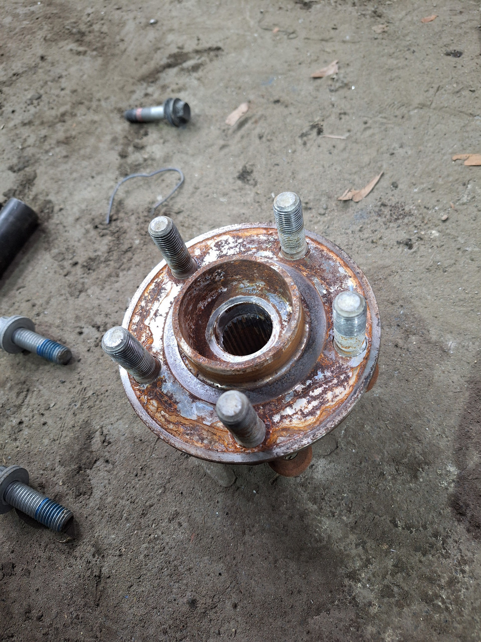 Ford Edge 2019-2024 Маточина Ступиця передня ліва / права, FWD / AWD E1GZ1104H, фото 1