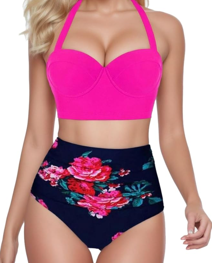 Жіночий купальник малинового кольору з високими трусиками.