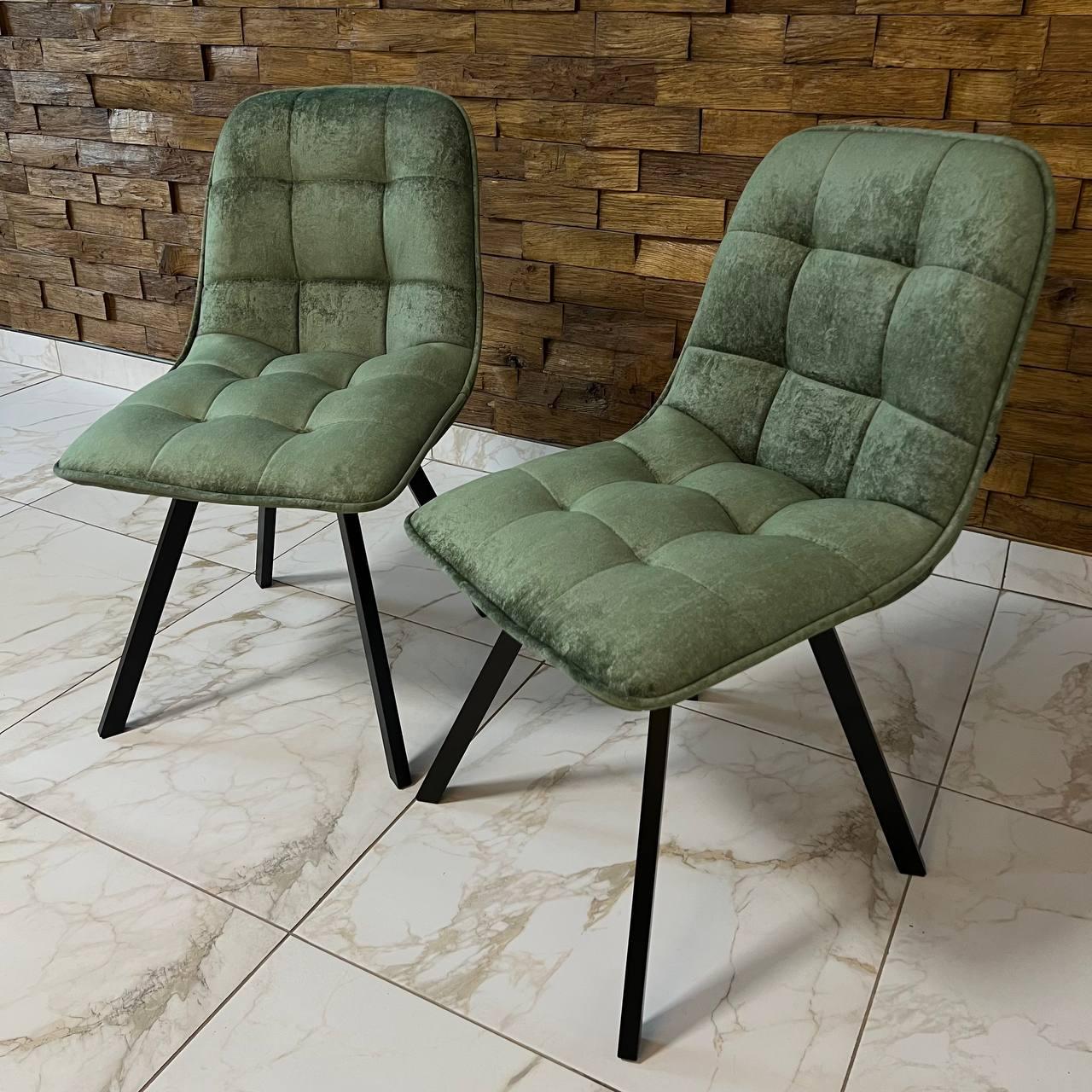 Кухонний стілець GARDA зі спинкою з оливкового велюру люкс на металевому чорному каркасі, фото 1