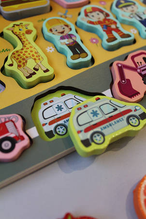 Навчальні та розвиваючі іграшки