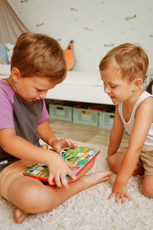 Ноутбуки, планшети та телефончики