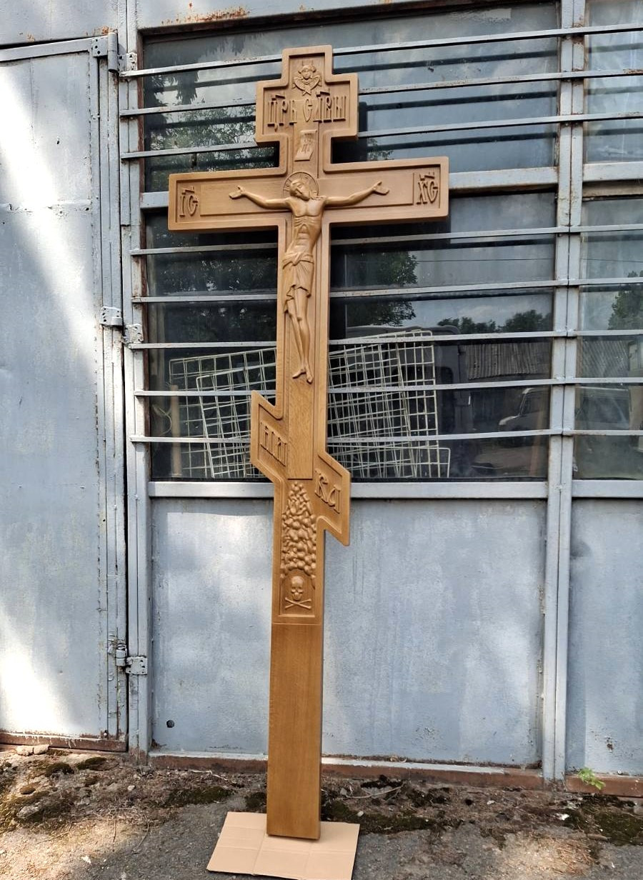 Різьблений хрест на могилу з дуба 1,9 м висоти (Хрест 1,9 м + 70 см), фото 1
