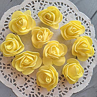 Троянди з латексу жовті D — 3.5 см, H — 1.5 см. 10 шт.