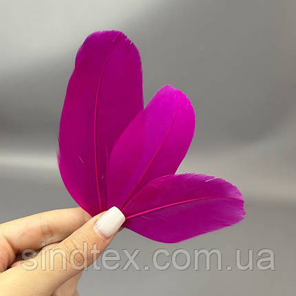 Пір'я гусячі для рукоділля  5-7 см, ∼50шт - фуксія, фото 2