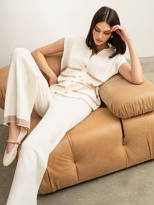 В'язаний брючний костюм жіночий з широкими штанами палаццо білий