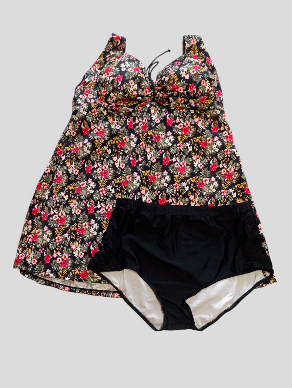 ОПТТанкини SISIANNA 318001 - 77 Лидия (В НАЛИЧИИ ТОЛЬКО 56 58 60 62 64 УКР р-ры)