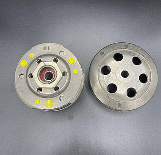 Зчеплення Honda Dio 18/25/27/28/Tact 30 (в зборі з чашкою)(04199