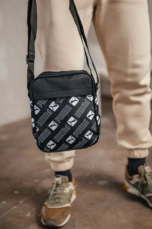 барсетка чоловіча чорна через плече