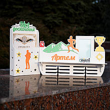 Медальниця зі спортивного орієнтування. Тримач для медалей. Холдер для медалей. Вішалка для медалей