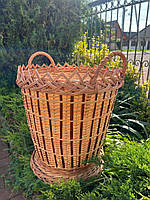 Кошик для квітів плетений