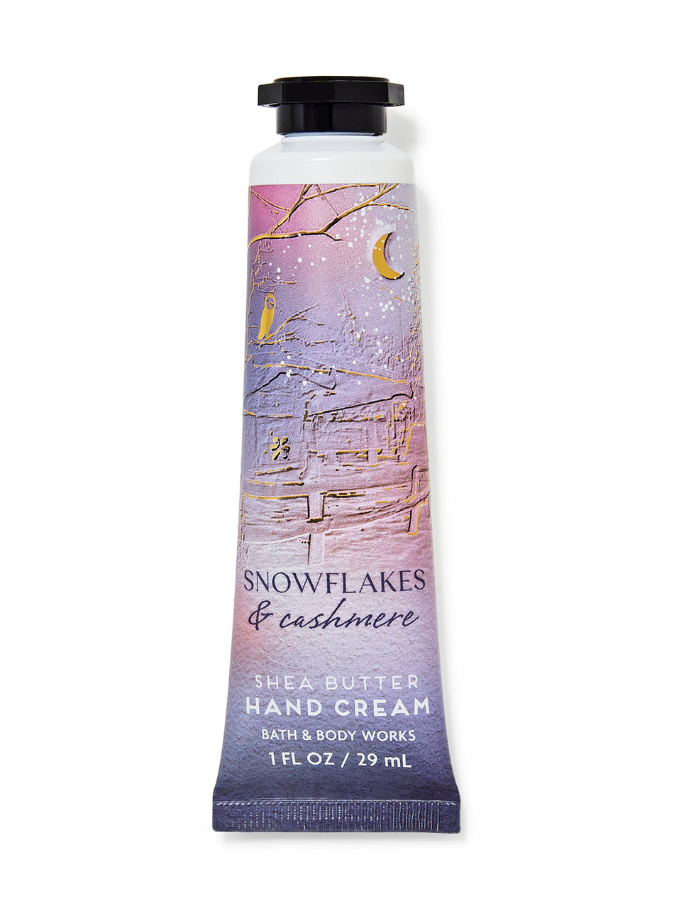 Парфумований крем для рук Snowflakes & Cashmere від Bath & Body Works