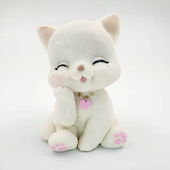 Шоколадна фігурка Кішечка біла з лапкою